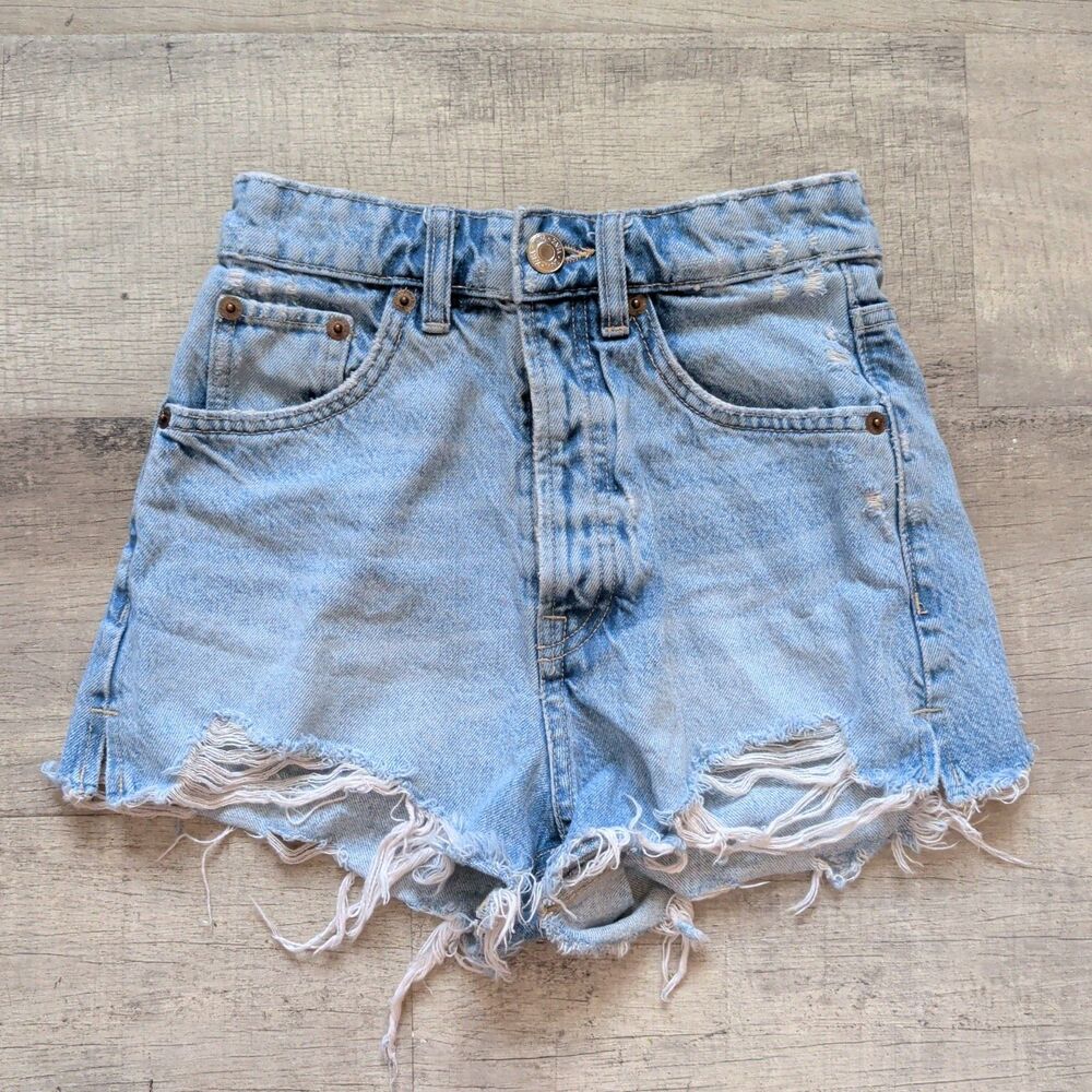Zara Women High Rise Distressed Denim Cutoff Shorts Light Wash Sz 2 Button Fly